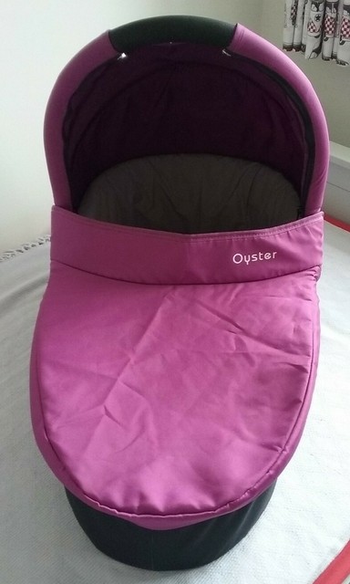 oyster max carrycot