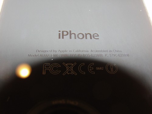 Apple Iphone 4 Black 8GB Model A1332; MD127LL/A; (UNLOCKED) - Picture 7 of 14