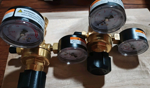 Harris Regulator Set Oxygen ,Acetylene New No Box 4400179- CGA200-CGA540