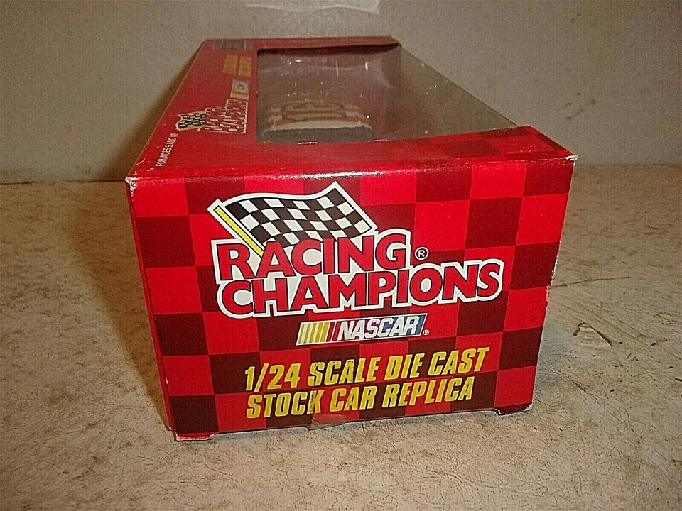 Coche de stock Nascar Racing Champions 1996 edición previa #16 - Ted Musgrave - 1:24 Foto 4 de 4