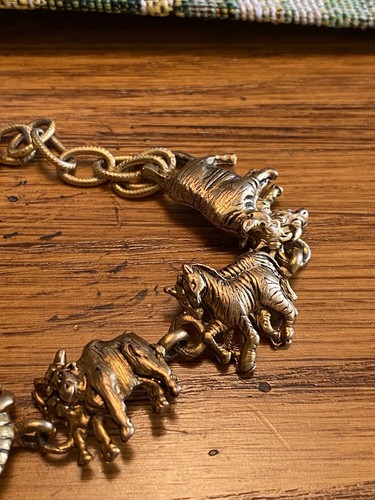 VTG Gold Plated NOAH’S ARK LINK BRACELET - COSTUME JEWELRY - Picture 4 of 4
