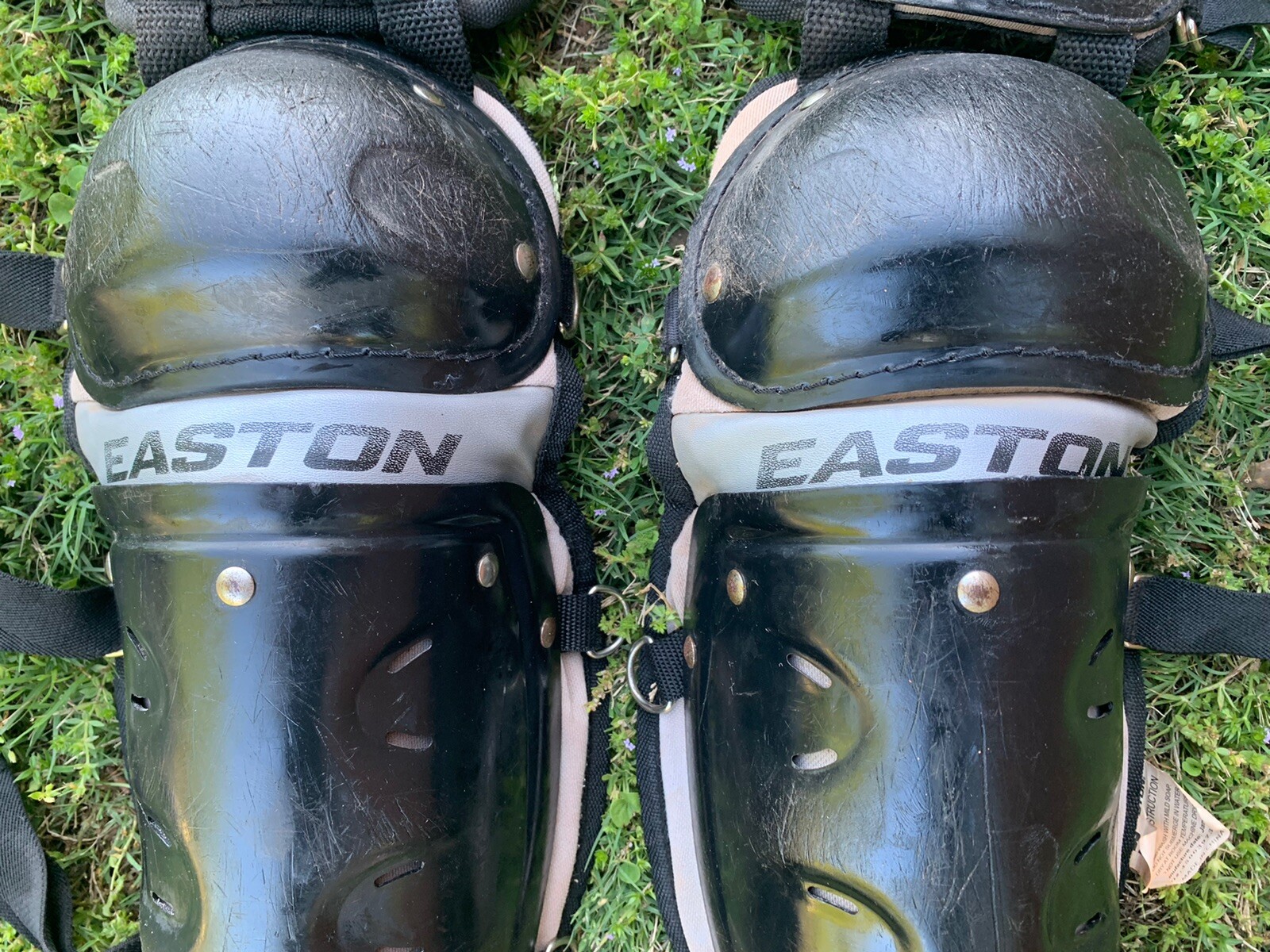Easton Catchers Gear 912 Shin Guards Chest Protector Helmet Rawlings X elite eBay