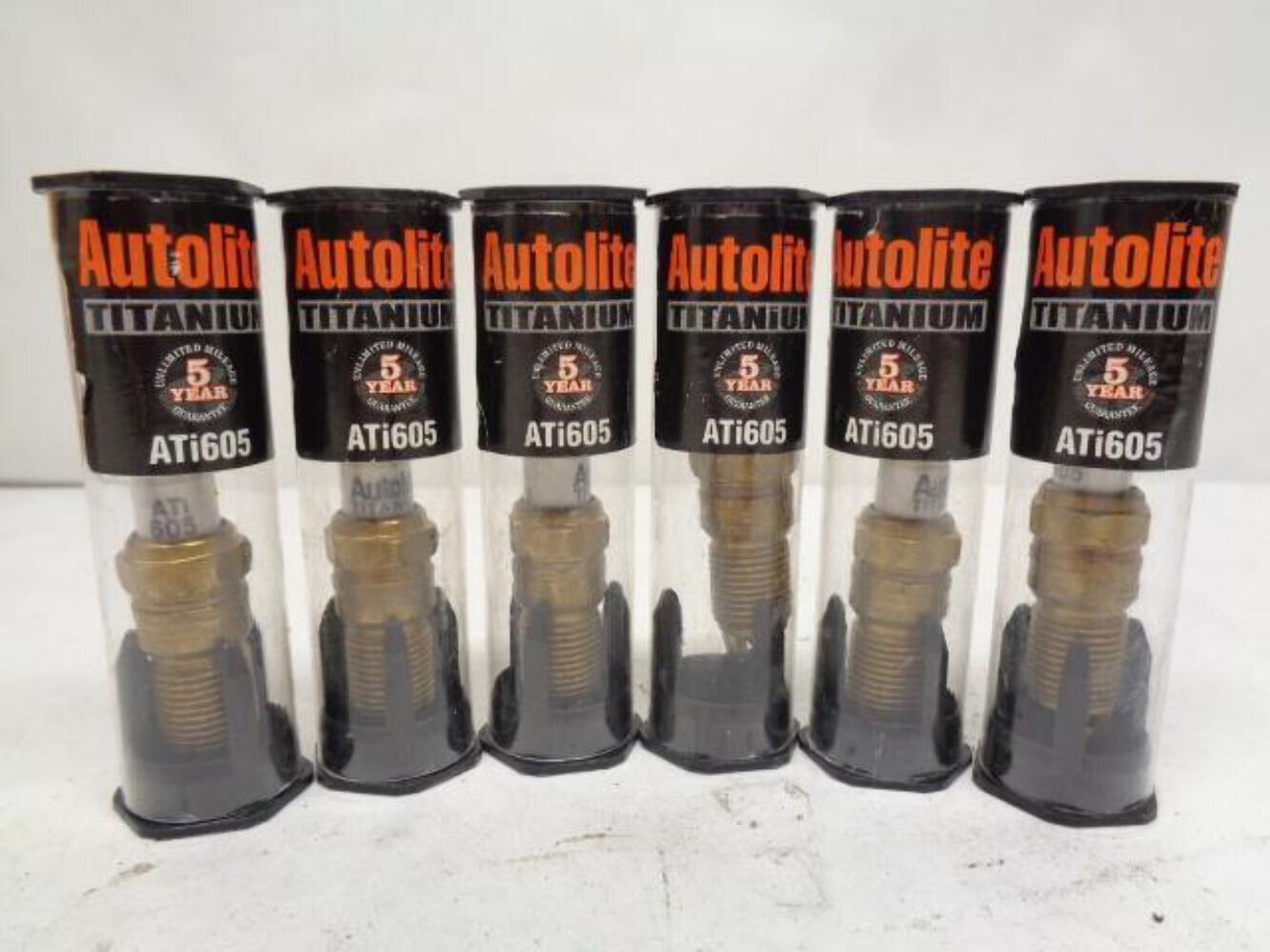 NEW AUTOLITE TITANIUM SPARK PLUGS 6 PACK ATi605 R13T5