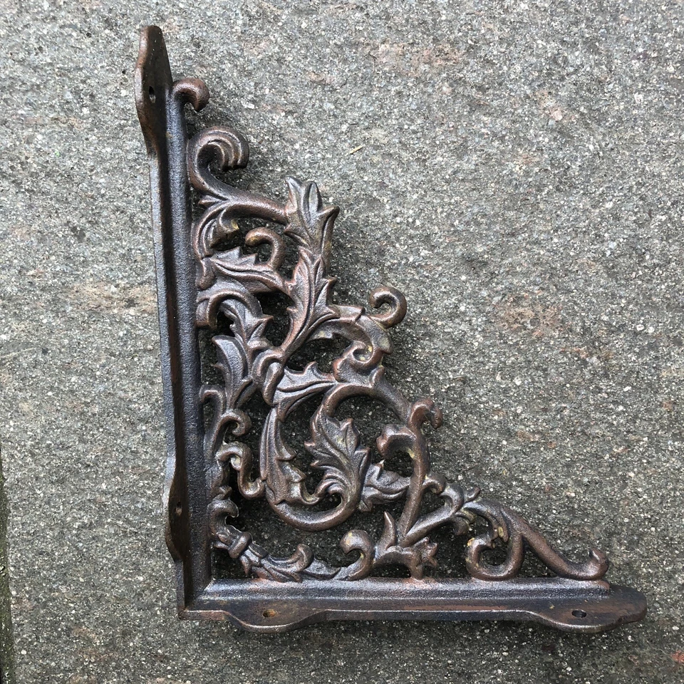 Cast Iron Wall Brackets Pair - Image 2 of 3