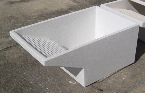 VASCA LAVATOIO PILOZZO USO LAVANDERIA IN CEMENTO BIANCO FERRICEM con senza piedi - Foto 1 di 2