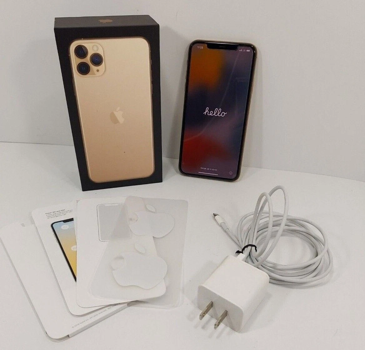 Golden Apple iPhone 11 Pro Max - 64GB gold T-Mobile & Sprint - barely used!