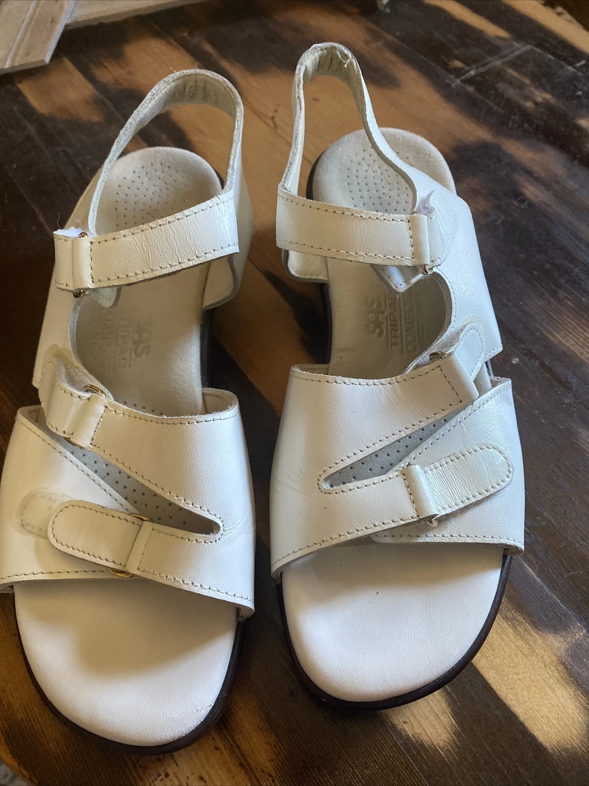 ECCO Scarpe sandali bianchi SAS da donna taglia 7 5 larghe in pelle