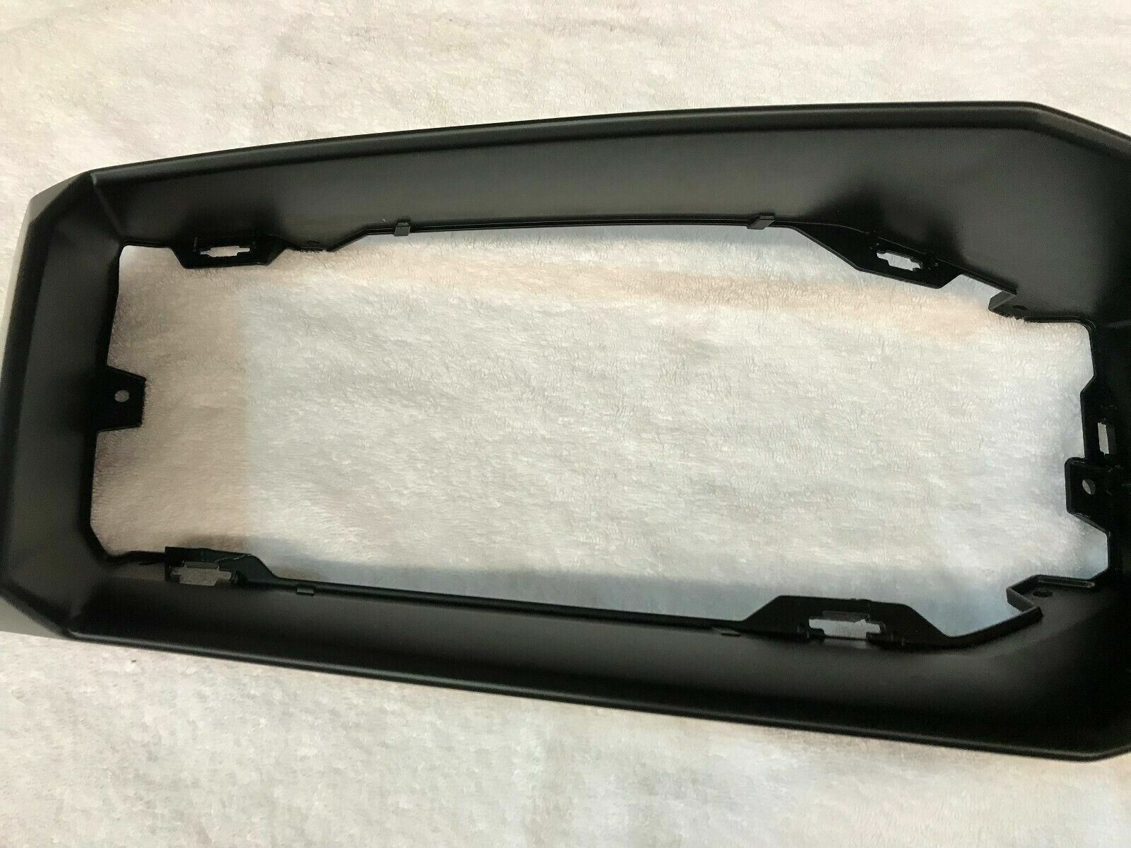 LAMBORGHINI AVENTADOR REAR PASSENGER RIGHT RH BUMPER GRILL MOUNT OEM 470807834