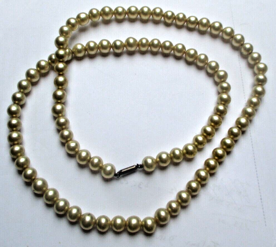 Collier De Perles Vintage - Beige Nacré - Fermoir Clip - Bijou Rétro