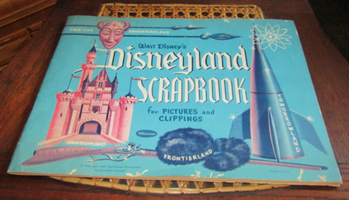 Vintage 1955 Disneyland Walt Disney's 1st Year Souvenir Sammelalbum - Bild 1 von 6