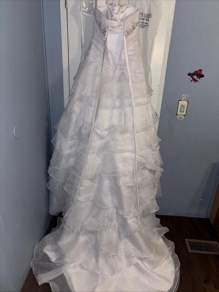 Vestido de novia Jacquelin exclusivo talla 8 Foto 4 de 4