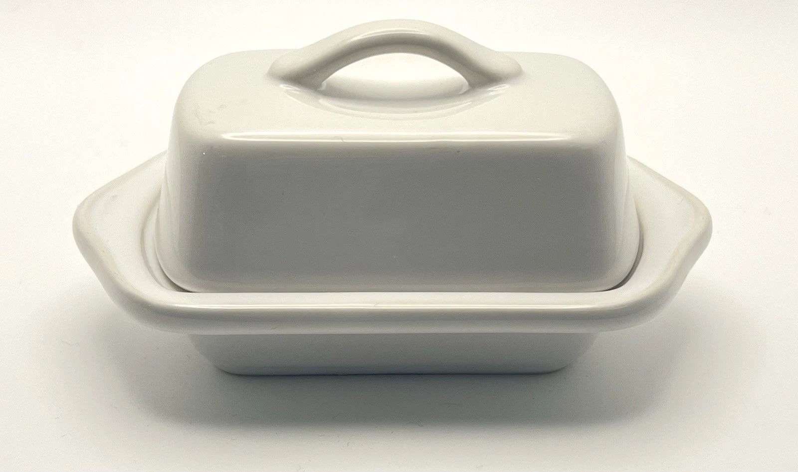 Chantal White 5IN Ceramic Butter Dish with Lid
