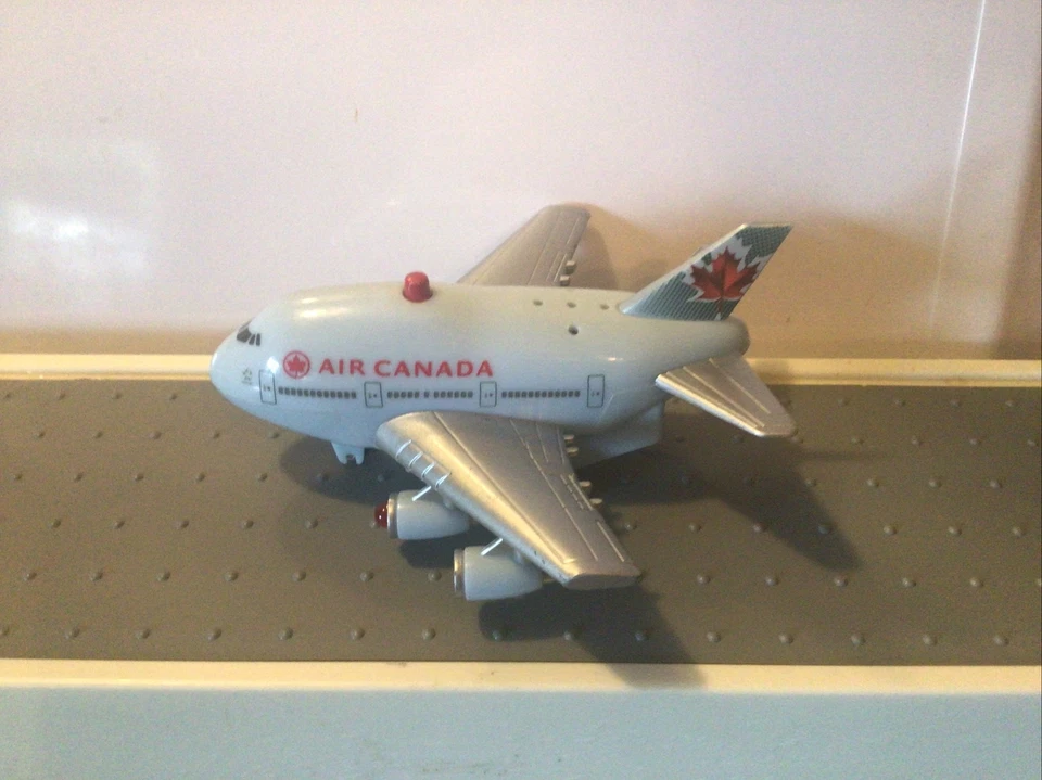 Toy Air Plane Figures, Lot Of 2 - Image 4 of 4