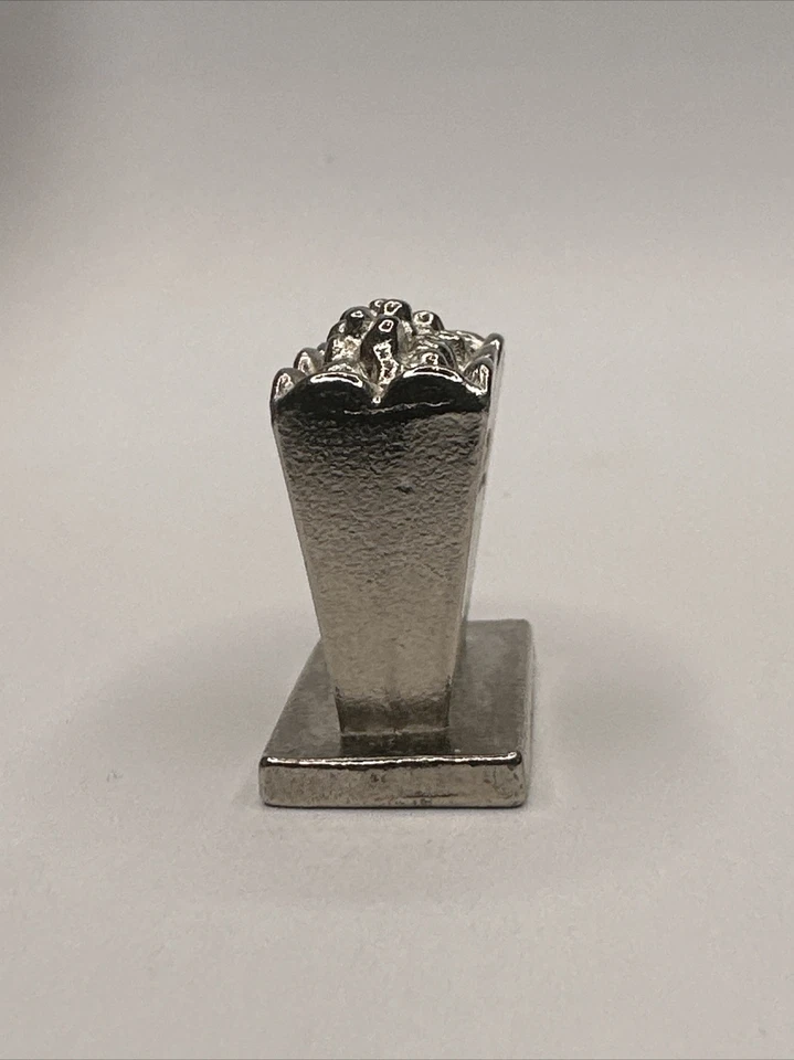 Scene It? Popcorn Box Replacement Game Token 2002 - Image 3 of 4