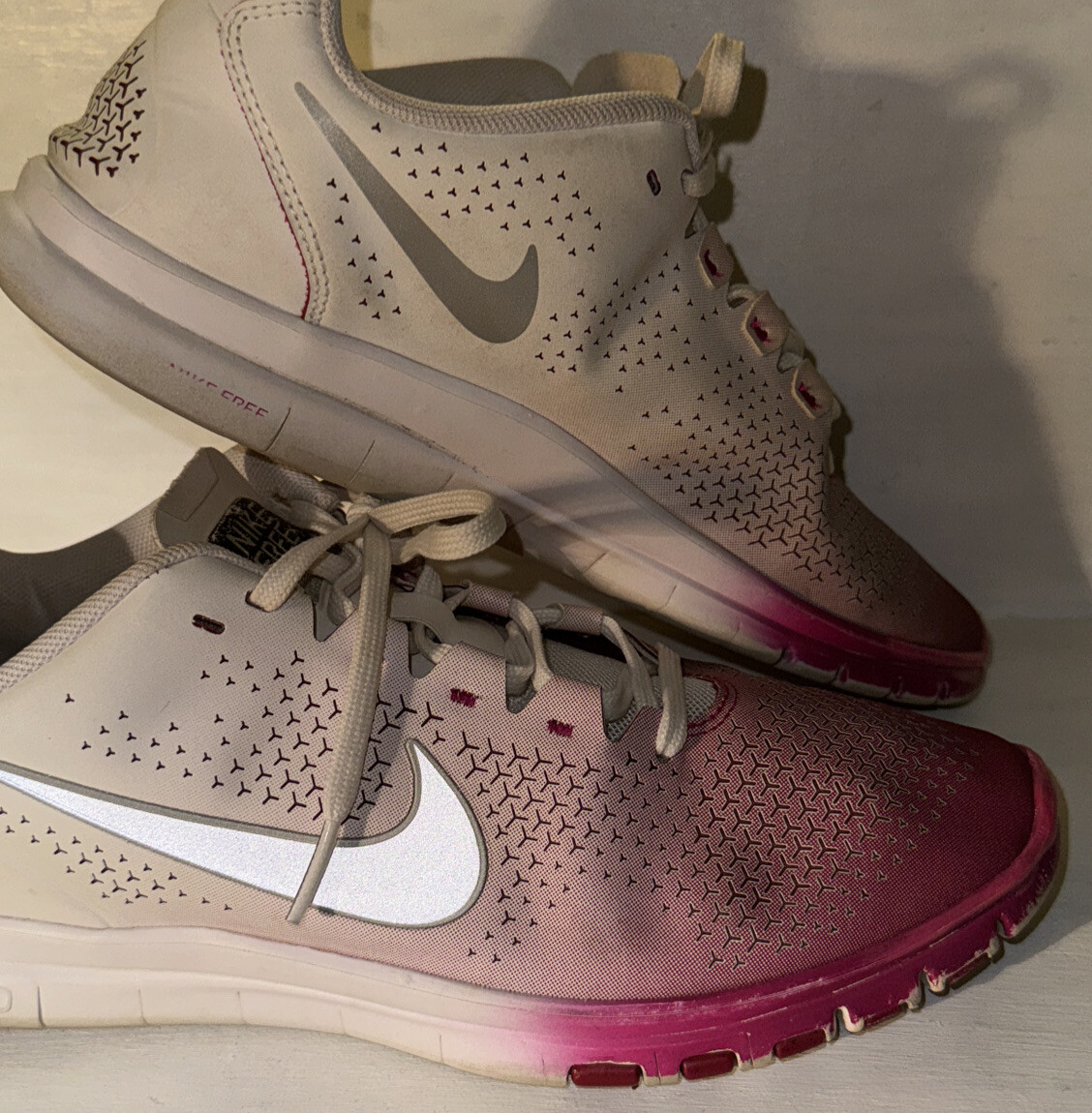 Nike Free 3.0 Womens Size 9 Shoes Sneakers Running 555167-600 Pink