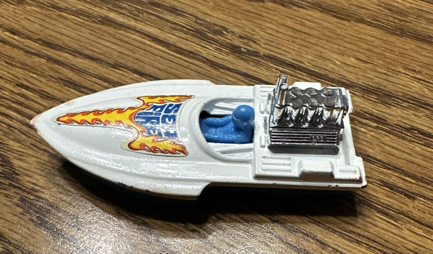 Foto 1 di 8