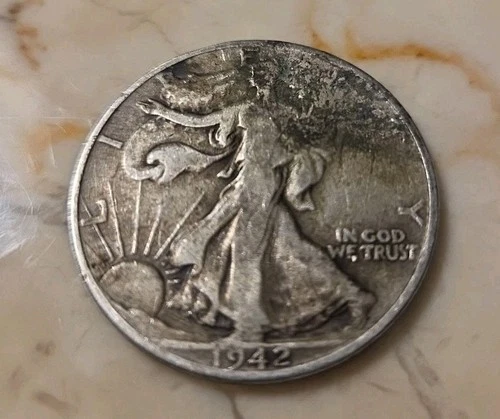 1942 WALKING LIBERTY HALF DOLLAR Uncirculated