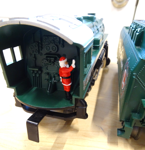 Lionel 1224 A Special Holiday Tradition Locomotive and Tender/Tested/See Info - Picture 15 of 22