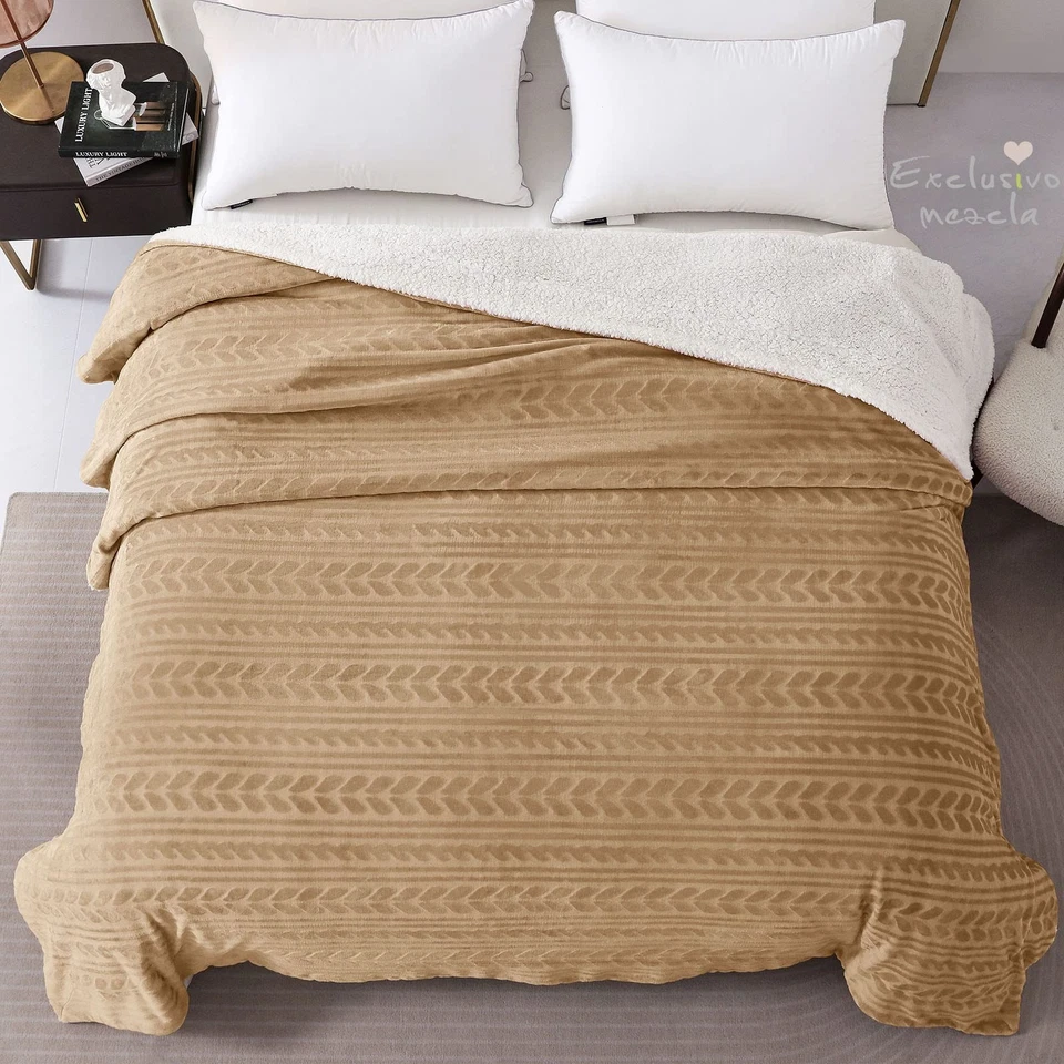 King Size Sherpa Fleece Bed Blanket, Reversible Velvet Warm Blankets for Bed ... - Image 3 of 4