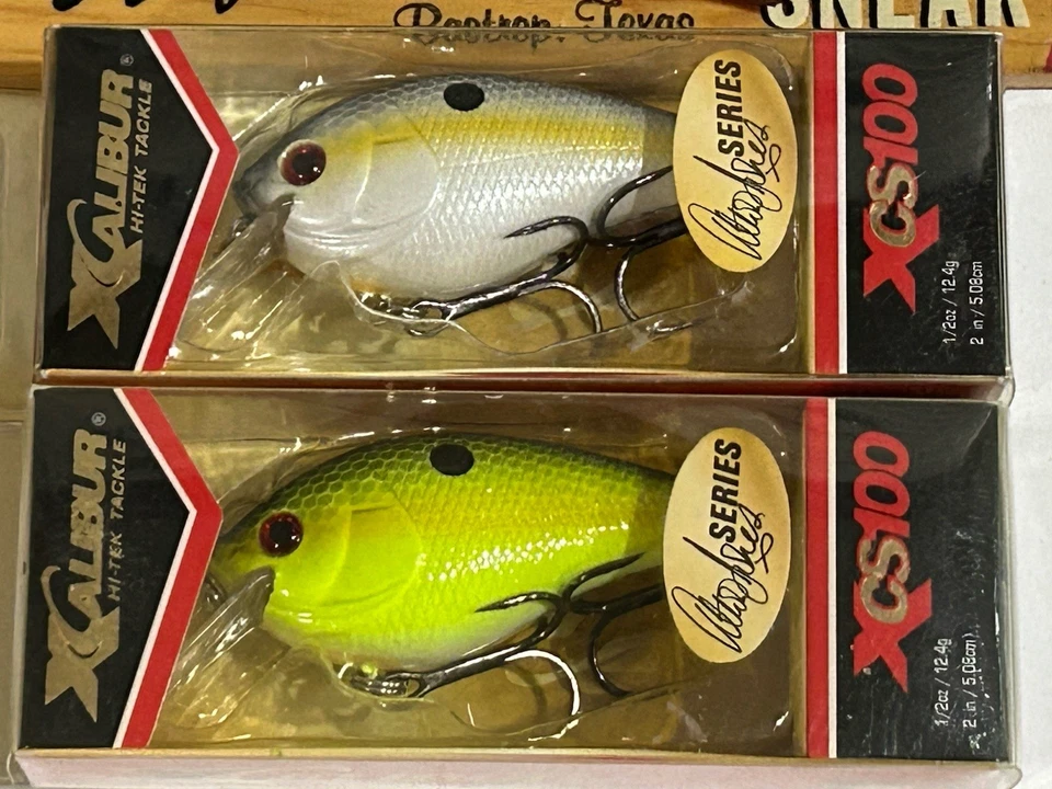 LOTE DE 2 señuelos de pesca Xcalibur XCS100 CRANKBAITS CAJA DE APAREJOS ENCONTRAR NOS 2 COLORES Foto 2 de 4