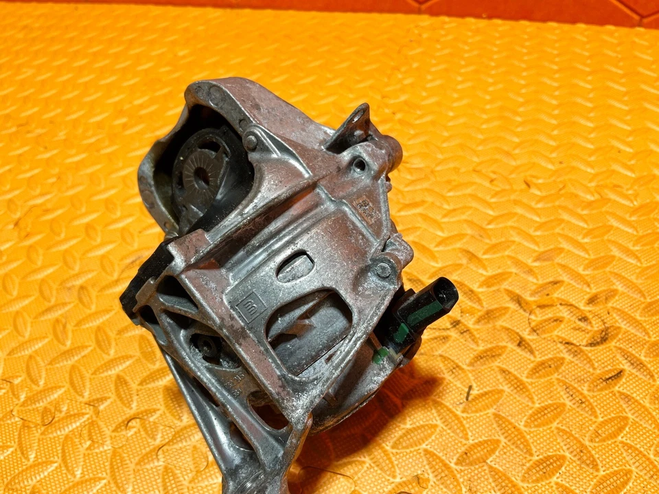 20-24 BENTLEY BENTAYGA FRONT LEFT DRIVER SIDE ACTIVE ENGINE SUPPORT MOUNT OEM - Image 3 of 4