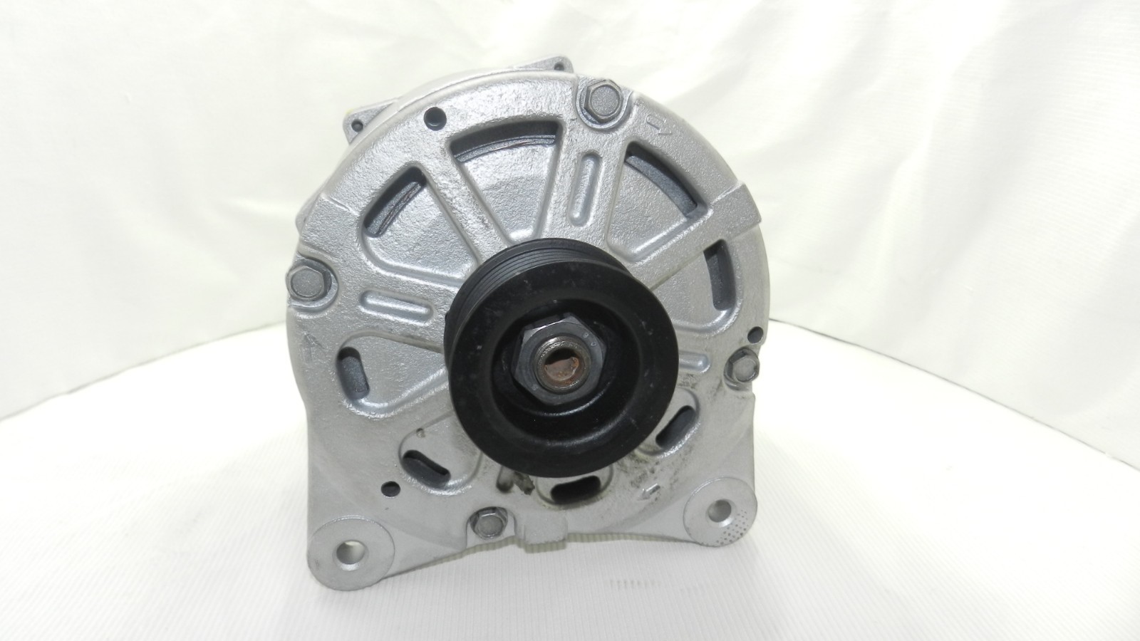 Lichtmaschine Audi Wassergekühlt 190A D3 4E 4.0 V8 TDI A8.03.949.117 059903015P