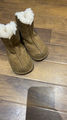 Baby UGG Stiefel Unisex Top Zustand 