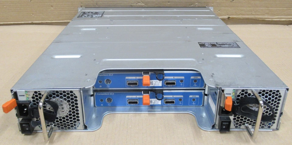 Dell Compellent SC220 13.5TB SAS 15x 900GB 2x SC2 EMM Controller Enclosure GKY31 - Image 2 of 3