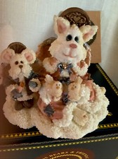 NEW IN BOX  Boyds Bears ,CAT, MOUSE  BIRDS 