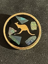 Rare Turquoise, Black, Gold Color Kangaroo Scene 3/4" Metal Stem Golf Marker