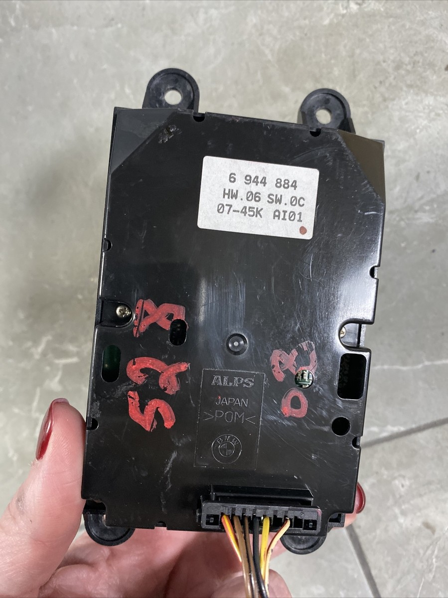04 05 06 07 BMW 525i CENTER CONSOLE MULTI TASK CONTROLLER SWITCH 