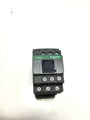 Schneider Electric TeSys LC1D32BD Contactor 32A 20HP