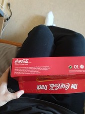 LKW Modell  Coca Cola Weih Werbetruck Sattelzug Rot 1:87 Weihnachtsmann mit Kind