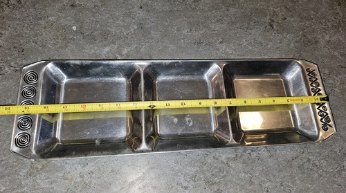 Wilton Armetale Reggae 19x6" Divided Rectangular Silver Tone Serving Tray 820564 - Picture 2 of 4