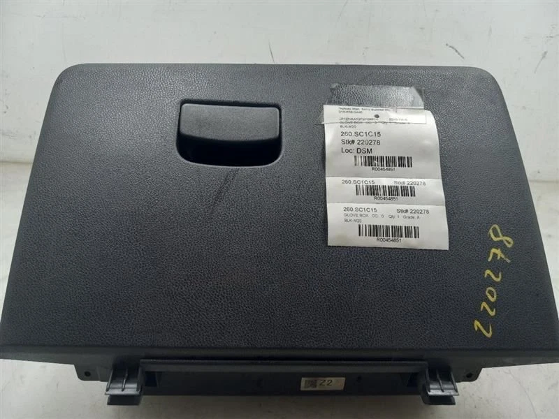 Guantera de tablero Scion FR-S 2015 2,0 L Foto 3 de 4