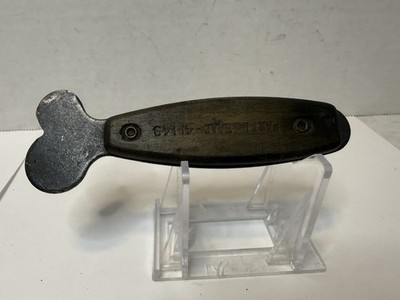 50s ヴィンテージ ナプコ ミスキューティパイ ソルト&ペッパー Vintage WW2 USAAF SAAD 41-149 Dzus Key Aviation Tool Snoopy Tool