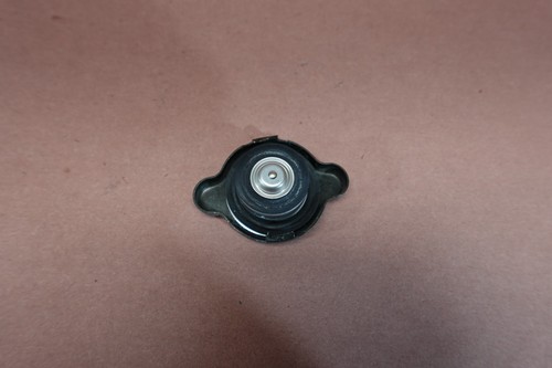 2011 11-13 Yamaha FZ800 FZ8 OEM Engine Motor Cooling Cooler Radiator Cap