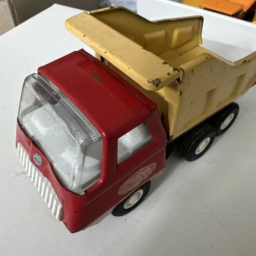 Vintage Tonka trucks 5” 1970’s Retro Toy Collectable