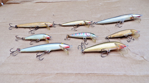 8 - VINTAGE ORIGINAL RAPALA FISHING LURES - TAKE A LOOK - Picture 3 of 6