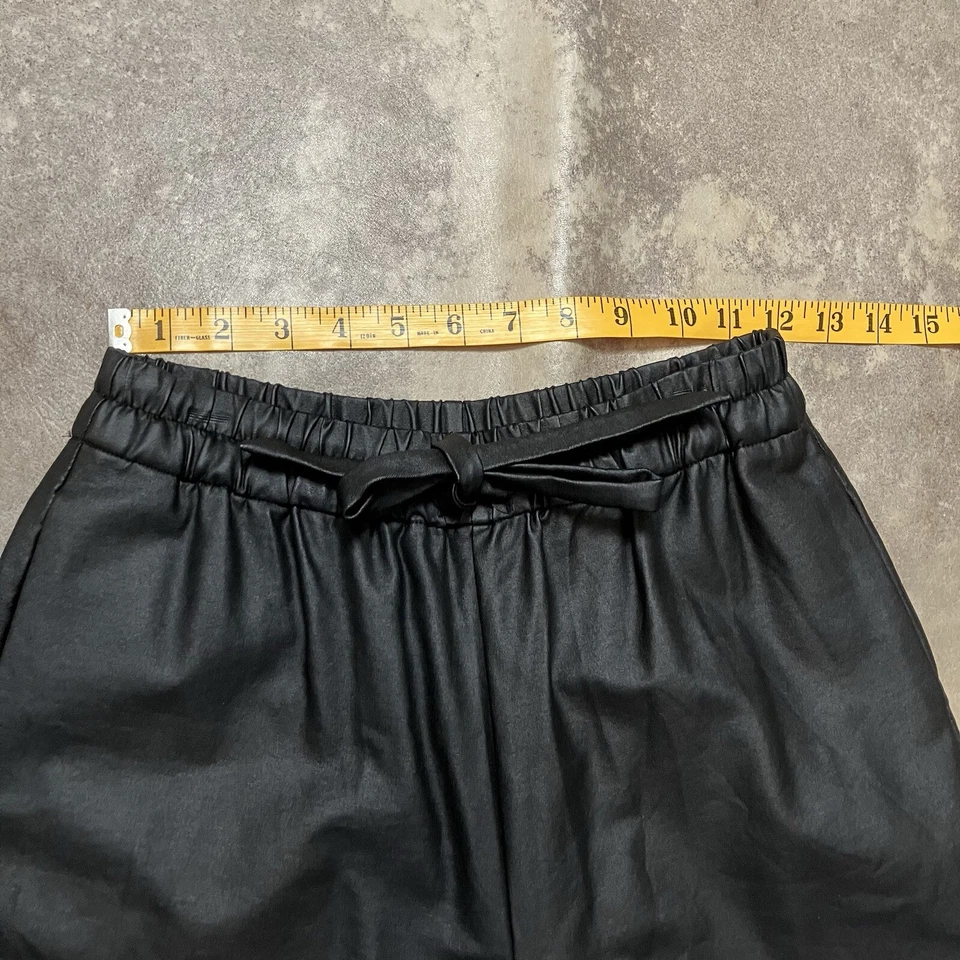 Pantalones ZARA para mujer XS negros tiro alto imitación cuero pantalones bolsillos piernas anchas Foto 3 de 4