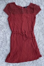 Forever 21 Women's Med. Red Crochet Neckline Short Sleeve Dress