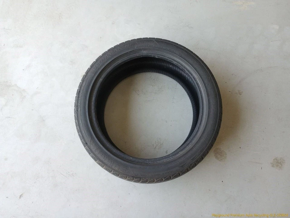 Pair Of Summit Ultramax HP A/S Tire 225/45R17 Thread Depth 9/32 & 10/32 - Image 2 of 4