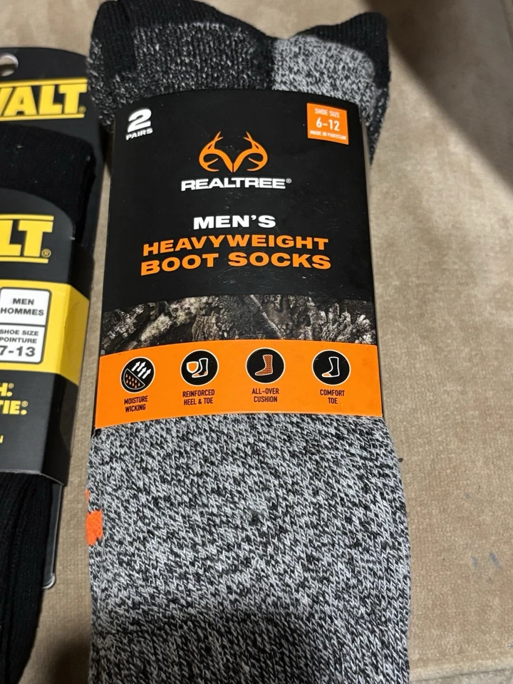 REALTREE Men’s Crew Socks 2 Pairs Gray Size 6-12. Dewalt Sock. 1 Pair. Size 7-13 - Image 2 of 4