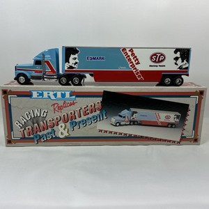 Ancien Camion Ertl Nascar 1/64 Avec Remorque STP, Country Time, Folgers & Crisco - Collection Années 80/90