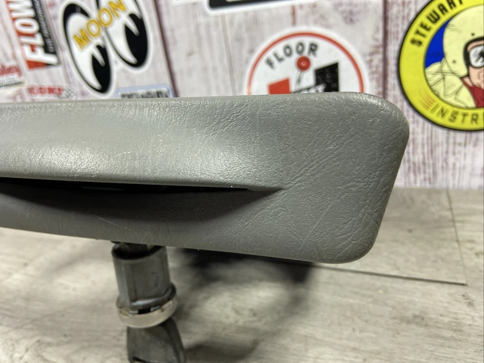 Portavasos bronceado YC3Z2513560CAB para camioneta Ford F250 F350-F550 Super Duty 99-04 Foto 2 de 4