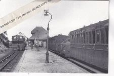 LYNTON & LYNMOUTH RAILWAY STATION - LOCO. NO. 761 "TAW" - POSTCARD - #9055