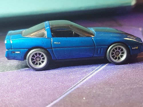 Hot Wheels "CUSTOM" '84 Corvette ... w/REAL RIDERS 💥 - Picture 13 of 16