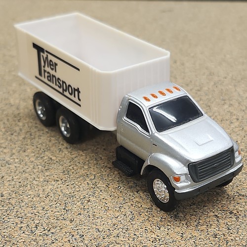 1/64 Ertl Ford F-750 Grain Truck, Tyler Transport - Picture 3 of 7