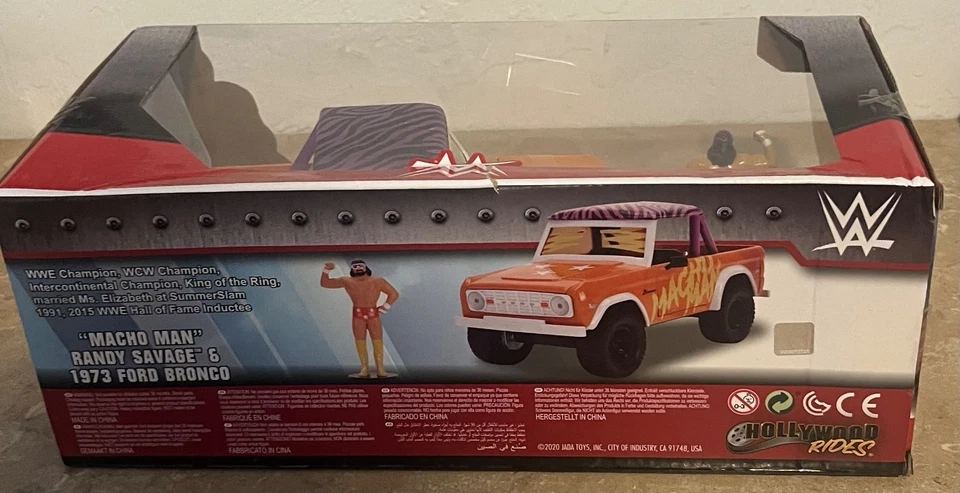 Jada 1:24 Hollywood Rides WWE "Macho Man" Randy Savage & 1973 Ford Bronco - Image 4 of 4