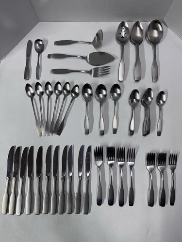 Vintage BENNINGTON Oneida Community Stainless Flatware Set Large Lot (fw31)